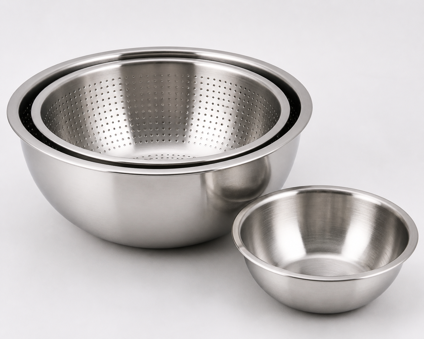 Wholesale Professional Grade 3-Piece Stainless Steel Nested Strainer and Mixing Bowl Set – for Washing, Draining, and Food Preparation